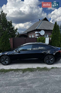 Седан Tesla Model 3 2019 в 
