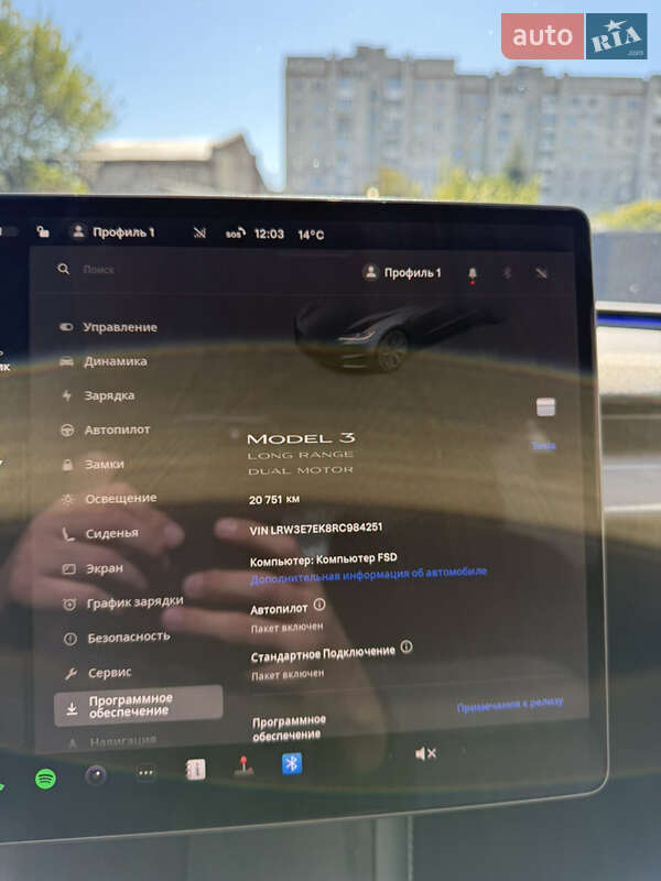 Седан Tesla Model 3 2023 в Львові