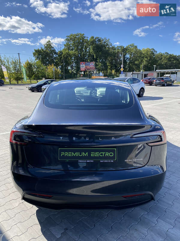 Седан Tesla Model 3 2024 в Киеве