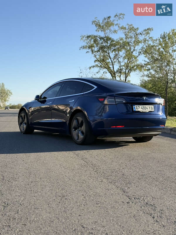 Седан Tesla Model 3 2019 в Запорожье