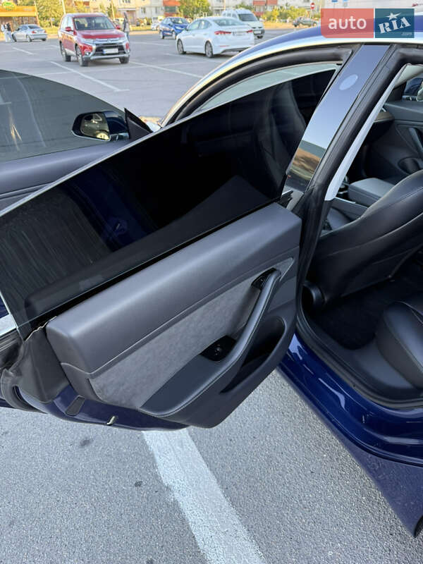 Седан Tesla Model 3 2019 в Запорожье