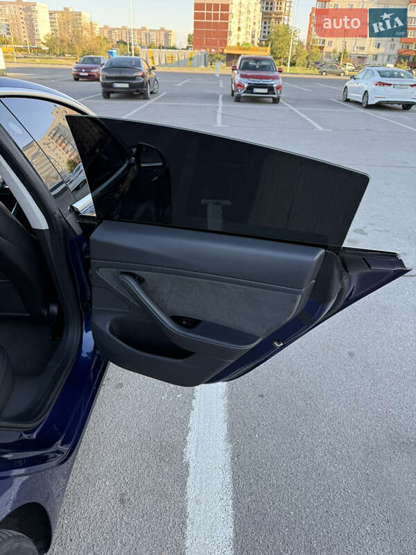 Седан Tesla Model 3 2019 в Запорожье