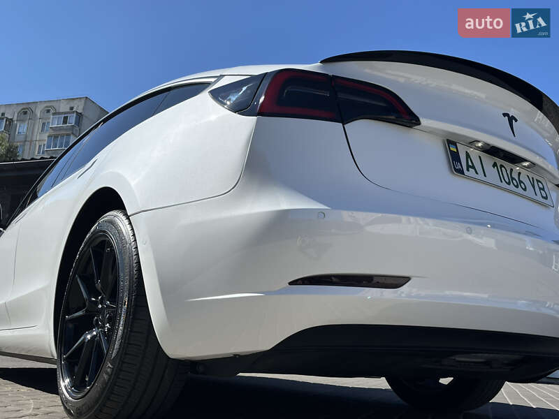 Седан Tesla Model 3 2021 в Белой Церкви