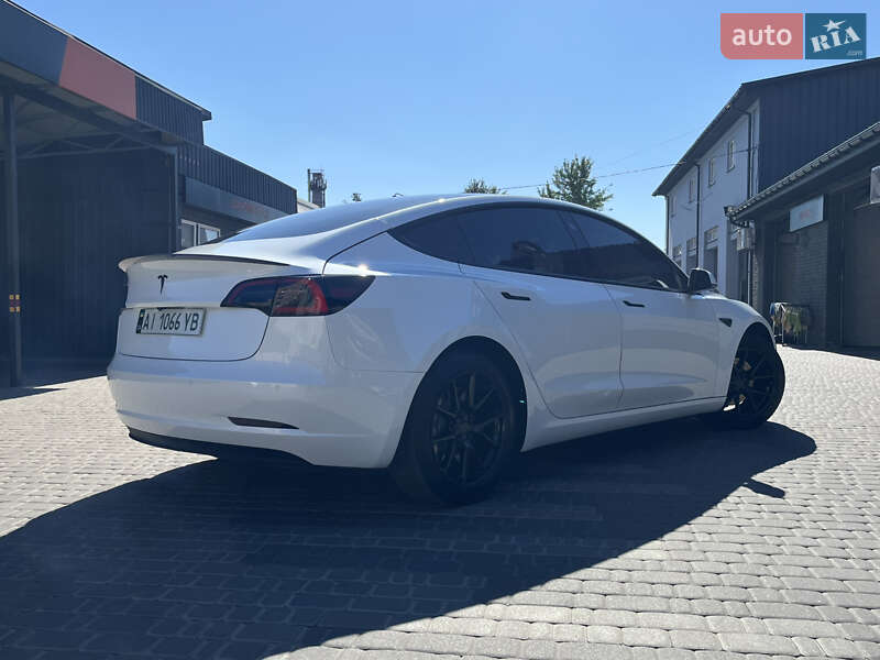 Седан Tesla Model 3 2021 в Белой Церкви