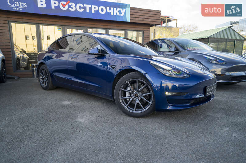 Седан Tesla Model 3 2018 в Києві