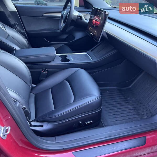Седан Tesla Model 3 2022 в Львові