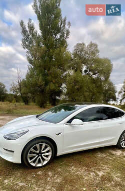 Седан Tesla Model 3 2018 в Харькове