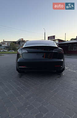 Седан Tesla Model 3 2018 в 