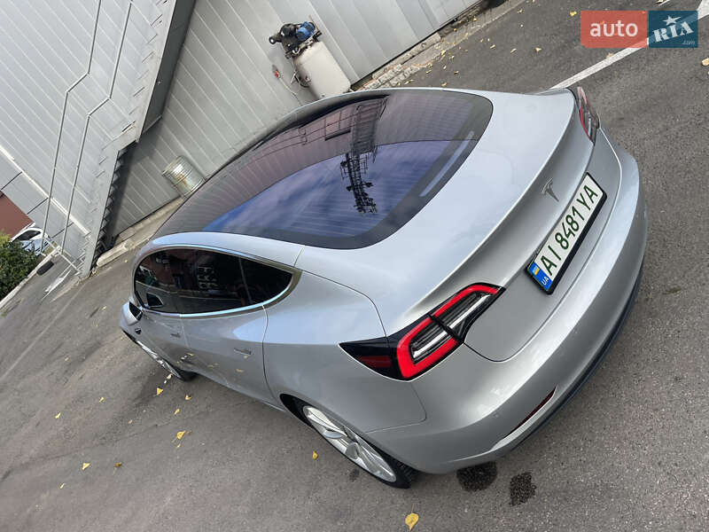 Седан Tesla Model 3 2018 в Броварах фото 10 Седан Tesla Model 3 2018 в Броварах