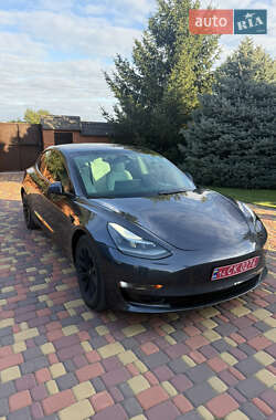Седан Tesla Model 3 2021 в Днепре