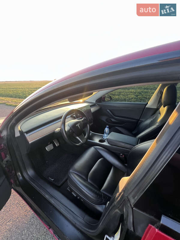 Седан Tesla Model 3 2018 в Черкасах фото 12 Седан Tesla Model 3 2018 в Черкасах