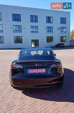 Седан Tesla Model 3 2018 в 