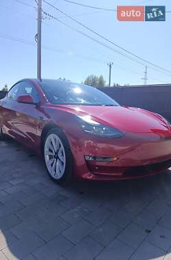 Седан Tesla Model 3 2022 в Стрые