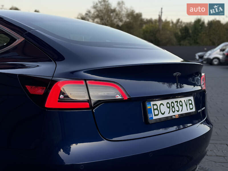 Седан Tesla Model 3 2018 в Дрогобыче фото 29 Седан Tesla Model 3 2018 в Дрогобыче