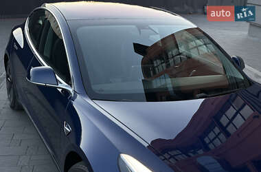 Седан Tesla Model 3 2018 в 