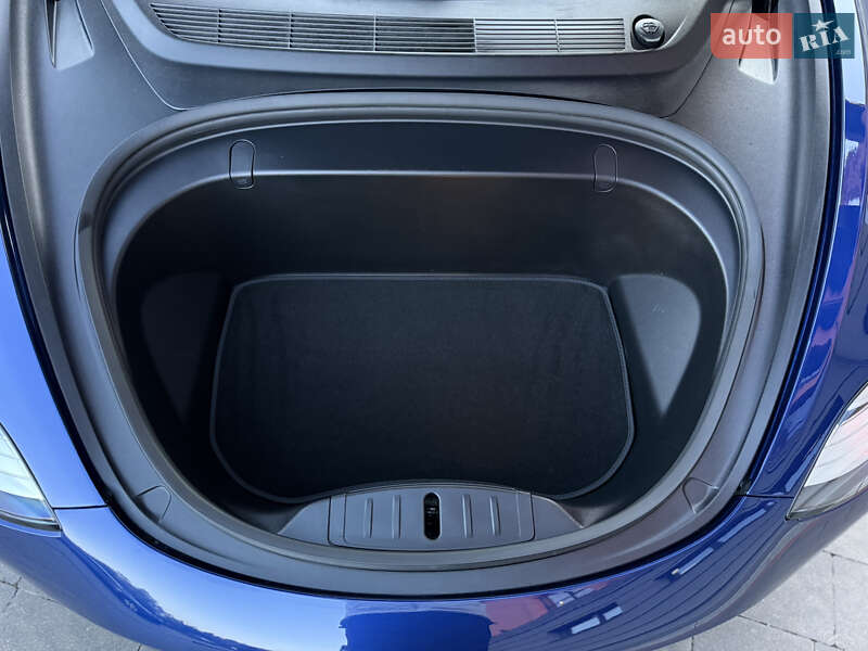 Седан Tesla Model 3 2018 в Дрогобыче фото 63 Седан Tesla Model 3 2018 в Дрогобыче