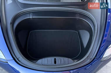 Седан Tesla Model 3 2018 в 