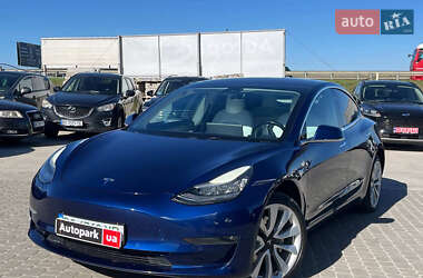 Седан Tesla Model 3 2018 в Львове