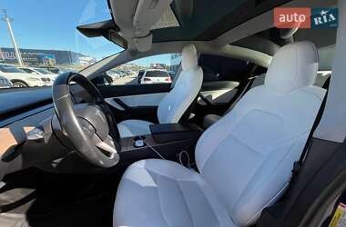 Седан Tesla Model 3 2018 в 