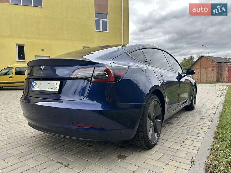 Седан Tesla Model 3 2023 в Сумах