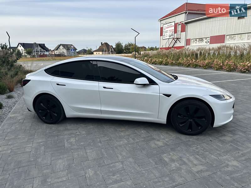 Седан Tesla Model 3 2024 в Луцьку фото 6 Седан Tesla Model 3 2024 в Луцьку