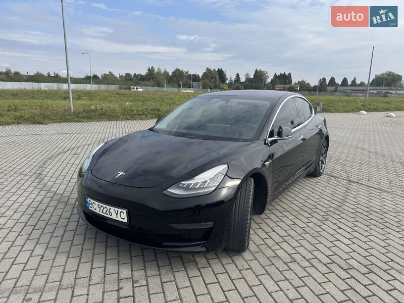 Tesla Model 3 2018