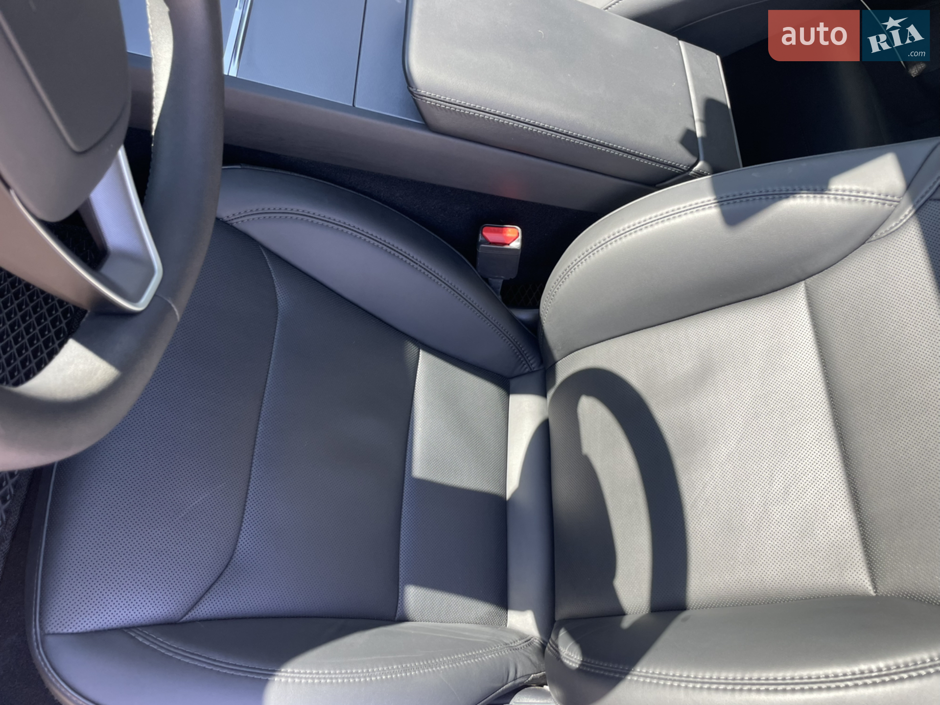 2024 Tesla Model 3 - мініатюра 16