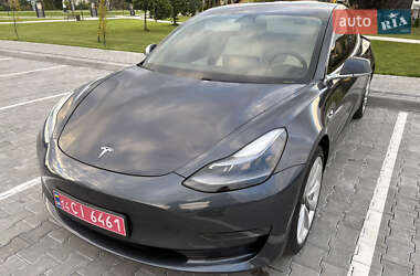 Седан Tesla Model 3 2018 в 