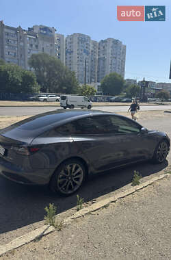Седан Tesla Model 3 2019 в 