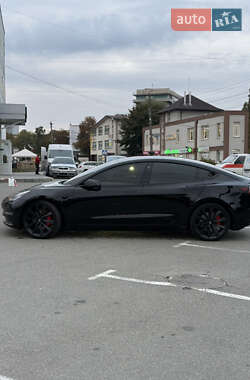 Седан Tesla Model 3 2020 в 