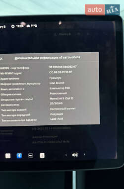 Седан Tesla Model 3 2020 в 