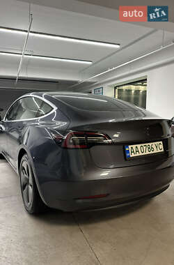 Седан Tesla Model 3 2019 в 