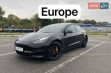 Седан Tesla Model 3 2023 в Києві