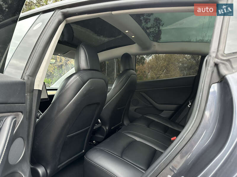 Седан Tesla Model 3 2021 в Харькове