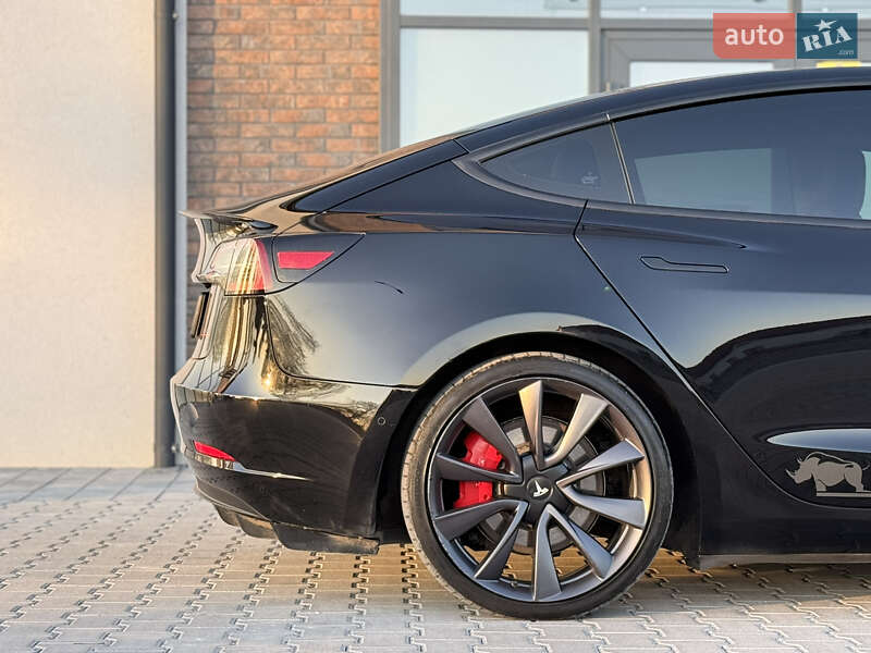 Седан Tesla Model 3 2019 в Тернополі фото 26 Седан Tesla Model 3 2019 в Тернополі