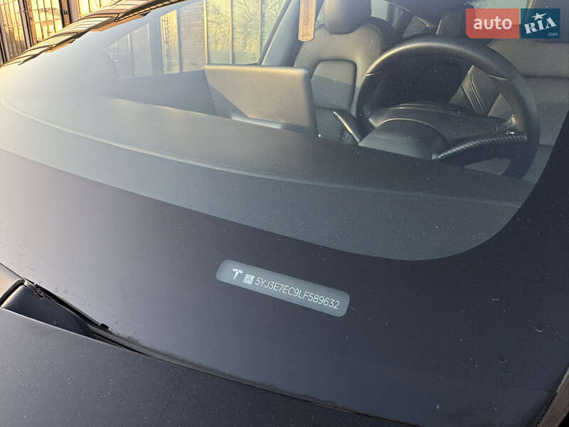Седан Tesla Model 3 2019 в Тернополі фото 31 Седан Tesla Model 3 2019 в Тернополі