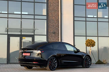 Седан Tesla Model 3 2019 в 