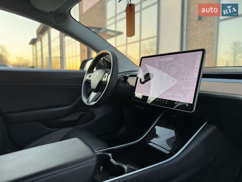 Седан Tesla Model 3 2019 в Тернополі фото 62 Седан Tesla Model 3 2019 в Тернополі