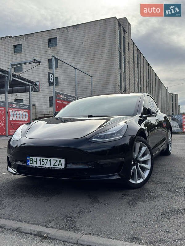 Седан Tesla Model 3 2018 в Києві фото 3 Седан Tesla Model 3 2018 в Києві