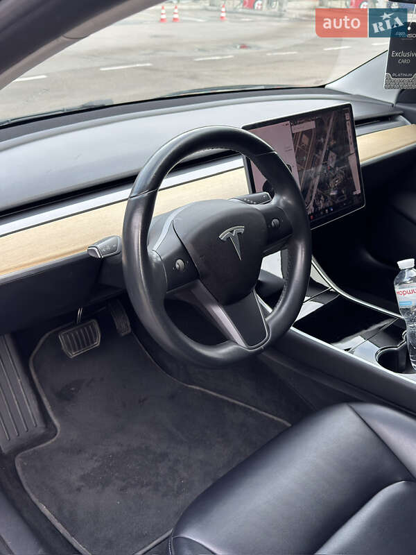 Седан Tesla Model 3 2018 в Києві фото 18 Седан Tesla Model 3 2018 в Києві