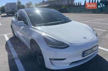 Седан Tesla Model 3 2019 в 