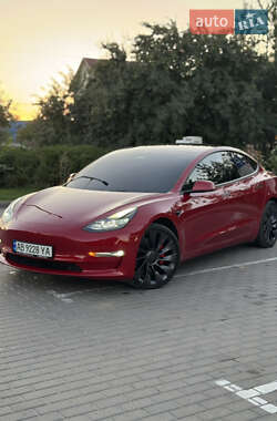 Седан Tesla Model 3 2022 в Виннице