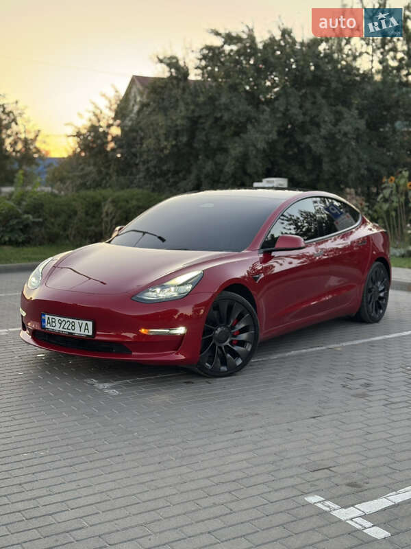 Tesla Model 3 2022