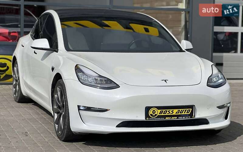 Tesla Model 3 2019