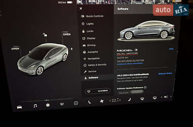 Седан Tesla Model 3 2020 в 