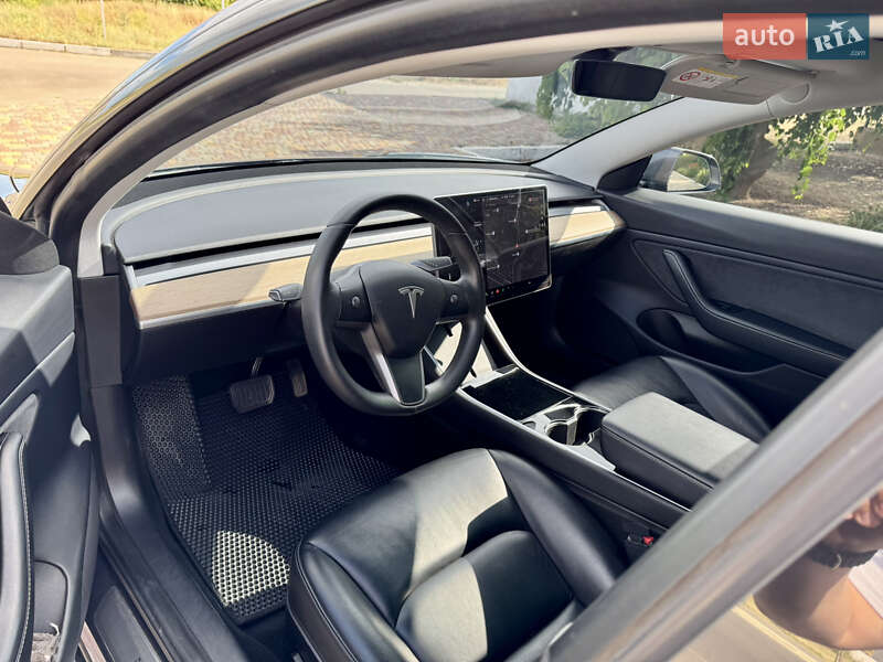 Седан Tesla Model 3 2019 в Белгороде-Днестровском