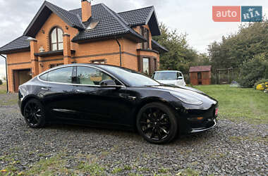 Седан Tesla Model 3 2018 в 