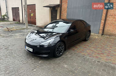 Седан Tesla Model 3 2022 в Ірпені