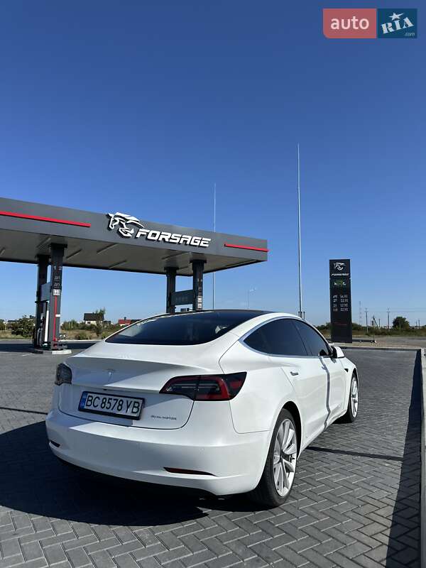 Седан Tesla Model 3 2020 в Буске фото 6 Седан Tesla Model 3 2020 в Буске