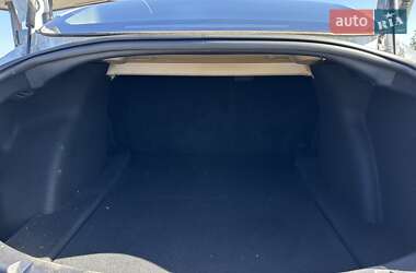 Седан Tesla Model 3 2020 в 